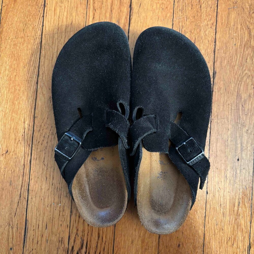 Birkenstock Boston Clogs black suede